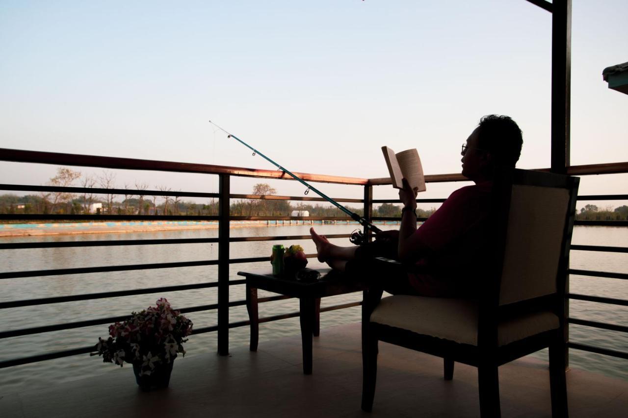 Lumbini Palace Resort Exterior foto